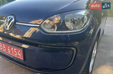 Хэтчбек Volkswagen e-Up 2015 в 