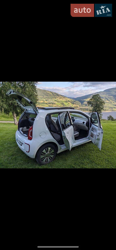 Хэтчбек Volkswagen e-Up 2014 в Житомире фото 22 Хэтчбек Volkswagen e-Up 2014 в Житомире