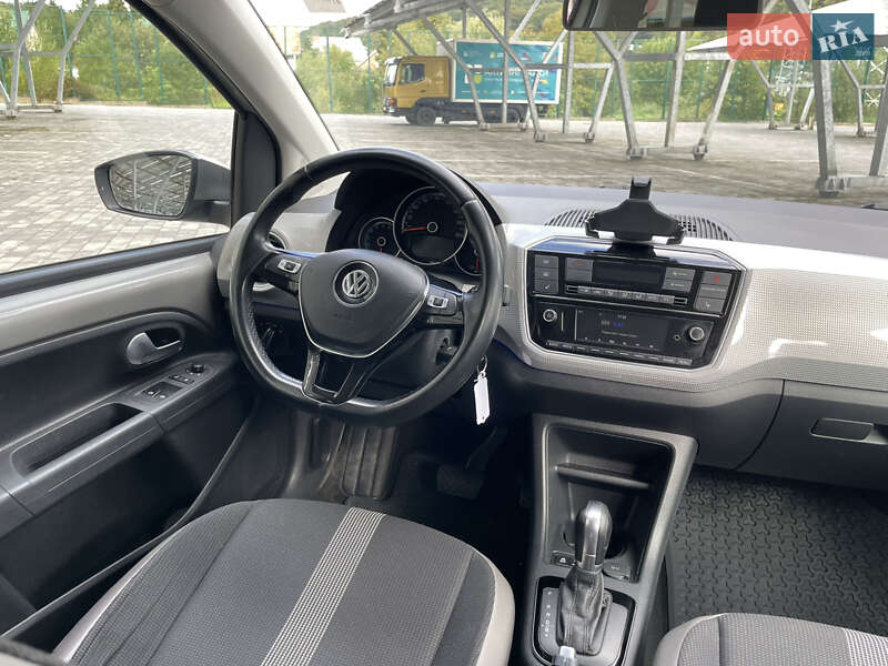 Хэтчбек Volkswagen e-Up 2018 в Львове