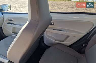 Хетчбек Volkswagen e-Up 2015 в  фото 15 Хетчбек Volkswagen e-Up 2015 в