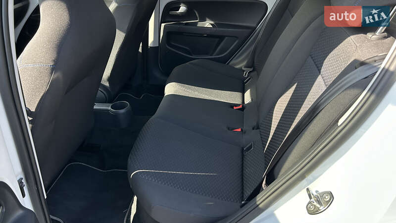 Хэтчбек Volkswagen e-Up 2021 в Мукачево фото 55 Хэтчбек Volkswagen e-Up 2021 в Мукачево