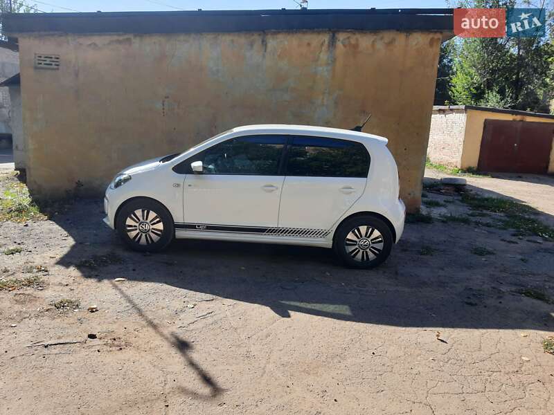 Хетчбек Volkswagen e-Up 2013 в Кривому Розі