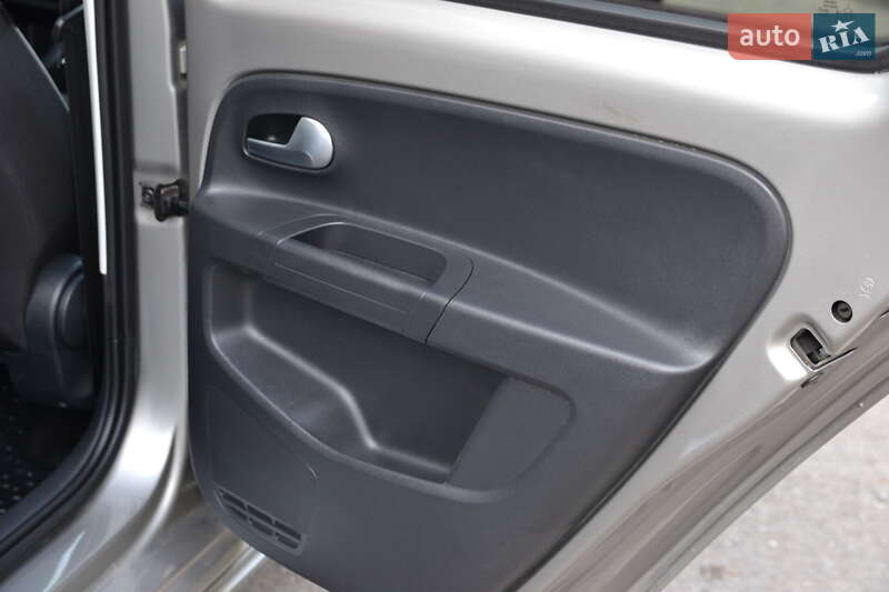 Хэтчбек Volkswagen e-Up 2021 в Луцке