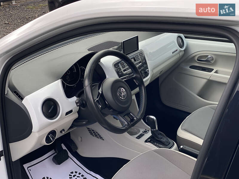 Хэтчбек Volkswagen e-Up 2015 в Луцке фото 44 Хэтчбек Volkswagen e-Up 2015 в Луцке