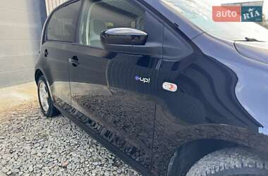 Хэтчбек Volkswagen e-Up 2015 в 