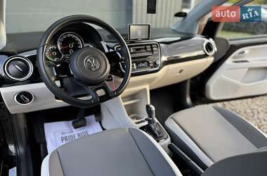 Хэтчбек Volkswagen e-Up 2015 в 