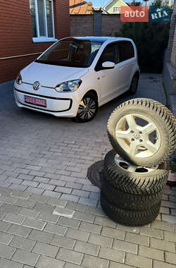 Хэтчбек Volkswagen e-Up 2015 в Виннице