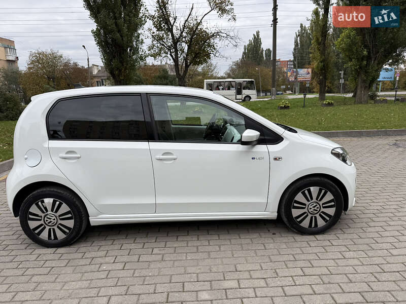 Хэтчбек Volkswagen e-Up 2013 в Каменец-Подольском