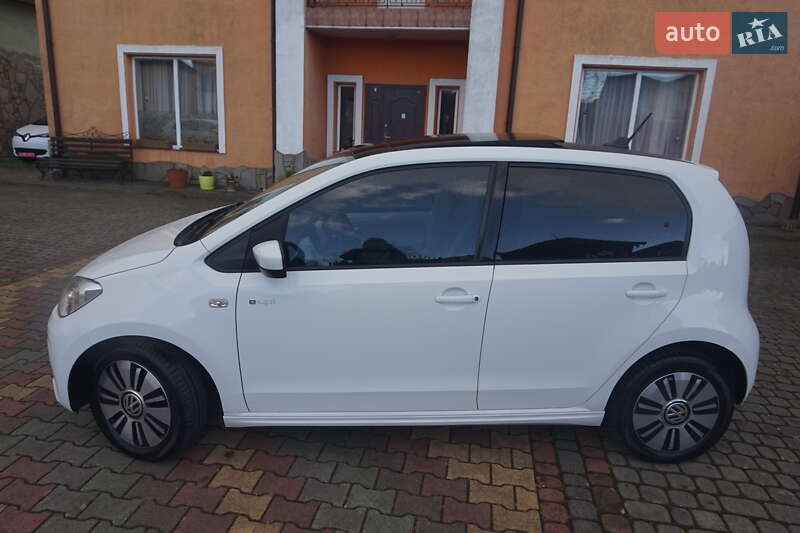 Хетчбек Volkswagen e-Up 2013 в Самборі фото 20 Хетчбек Volkswagen e-Up 2013 в Самборі