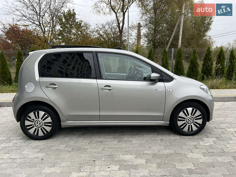 Хэтчбек Volkswagen e-Up 2014 в Львове