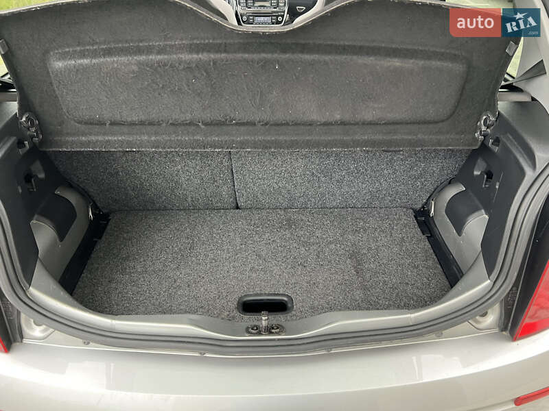 Хэтчбек Volkswagen e-Up 2014 в Львове