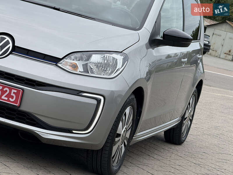 Хэтчбек Volkswagen e-Up 2021 в Дрогобыче