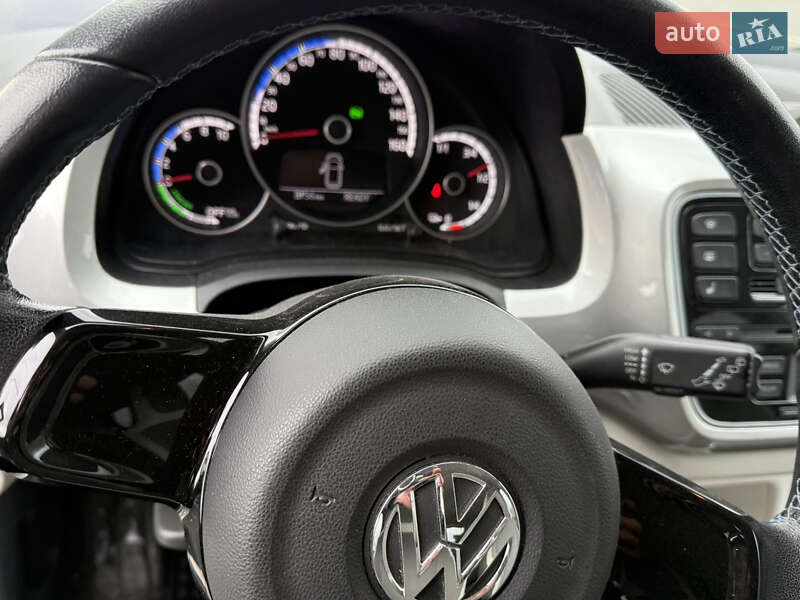Хэтчбек Volkswagen e-Up 2014 в Львове
