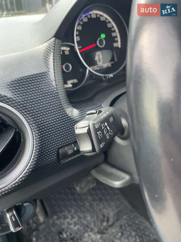 Хэтчбек Volkswagen e-Up 2021 в Луцке