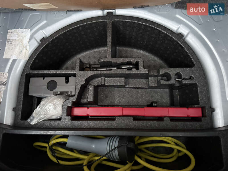 Хэтчбек Volkswagen e-Up 2013 в Луцке