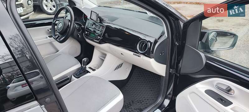 Хэтчбек Volkswagen e-Up 2015 в Каменец-Подольском