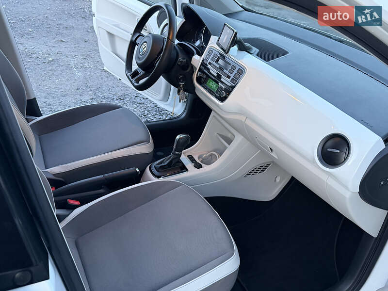 Хетчбек Volkswagen e-Up 2014 в Рівному