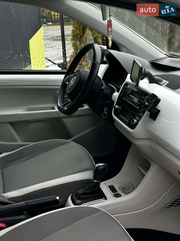 Хэтчбек Volkswagen e-Up 2013 в Львове фото 14 Хэтчбек Volkswagen e-Up 2013 в Львове