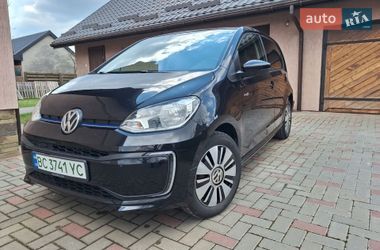 Хэтчбек Volkswagen e-Up 2017 в Радехове