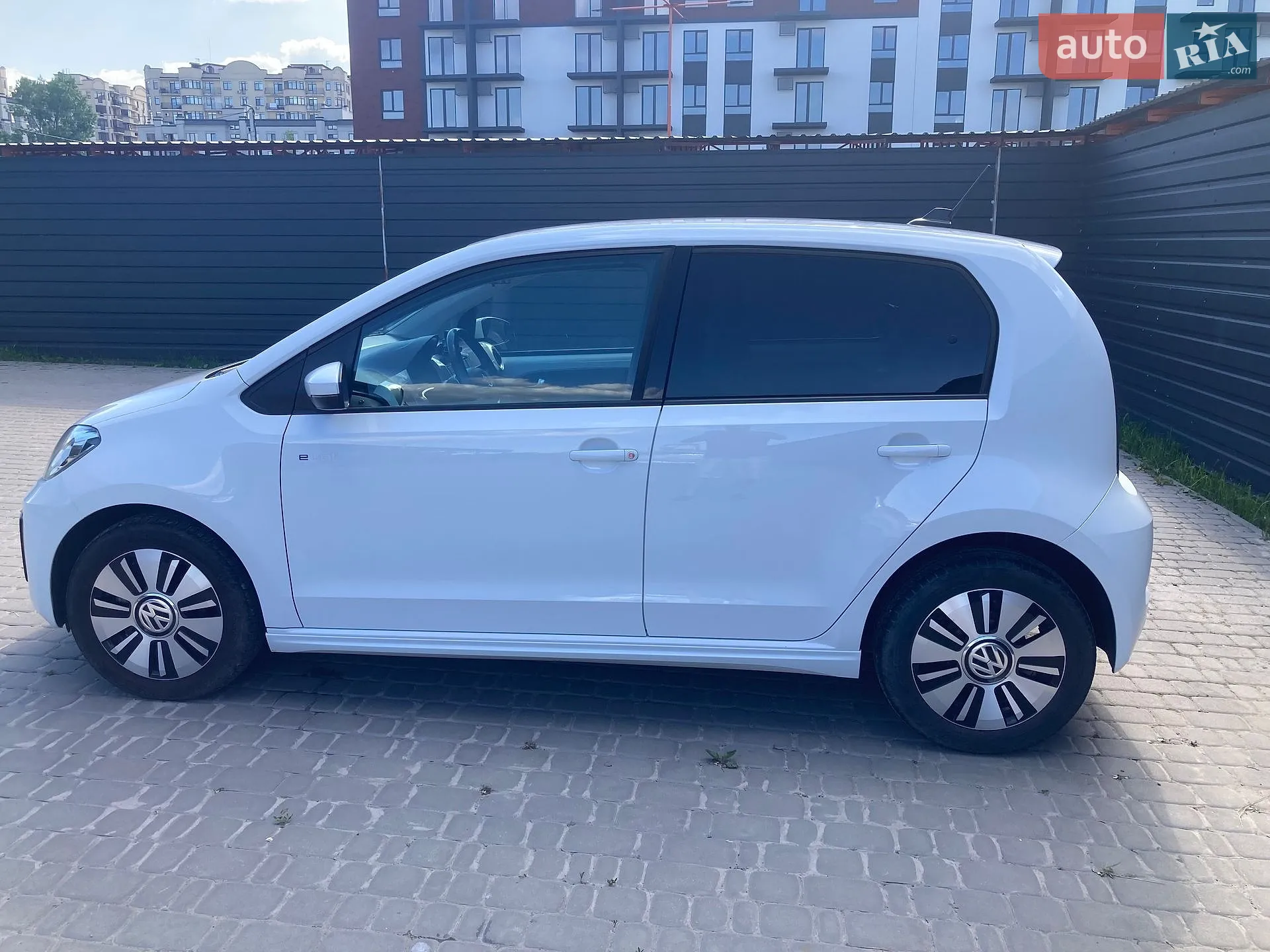2017 Volkswagen up! - мініатюра 11
