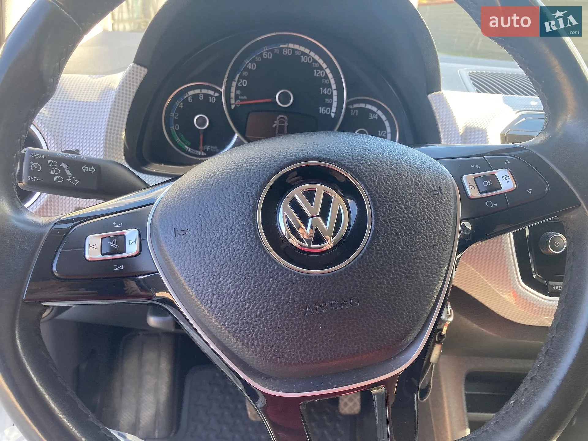 2017 Volkswagen up! - мініатюра 51