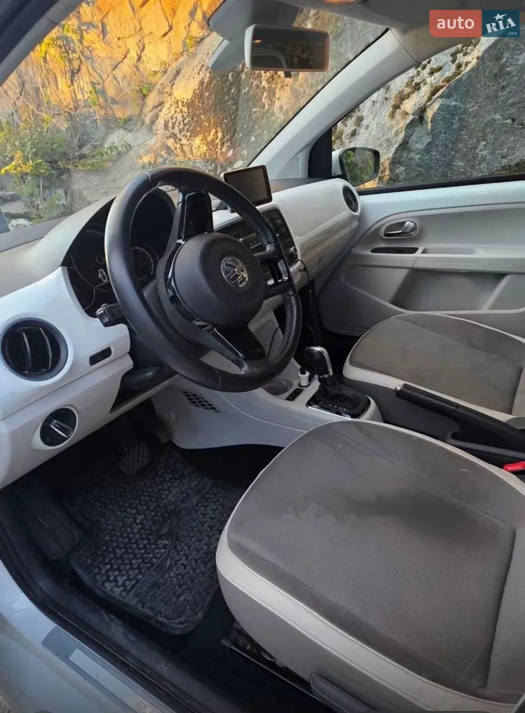 2014 Volkswagen up! - мініатюра 5