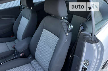Кабриолет Volkswagen Eos 2010 в 