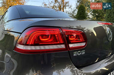 Кабриолет Volkswagen Eos 2011 в 