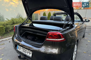 Кабриолет Volkswagen Eos 2011 в 