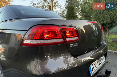 Кабриолет Volkswagen Eos 2011 в 