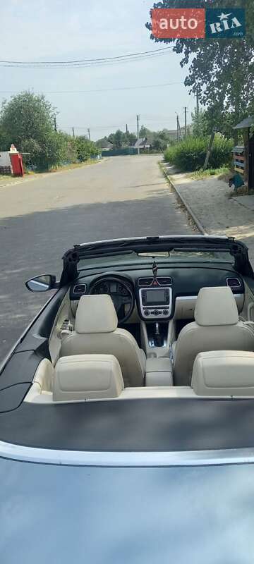 Volkswagen Eos 2012 Volkswagen Eos 2012