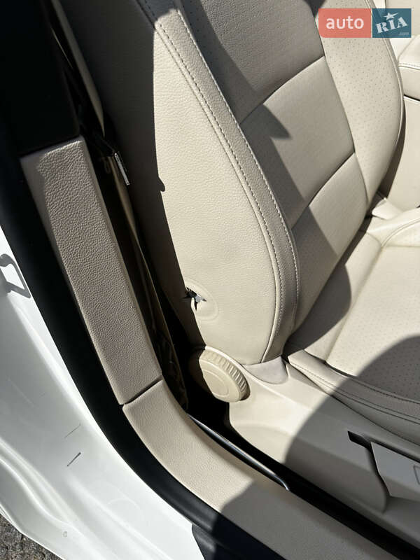 Кабріолет Volkswagen Eos 2011 в Києві