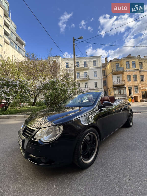 Кабриолет Volkswagen Eos 2008 в Киеве