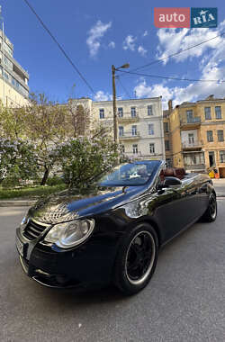Кабриолет Volkswagen Eos 2008 в 