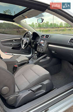 Кабриолет Volkswagen Eos 2006 в 