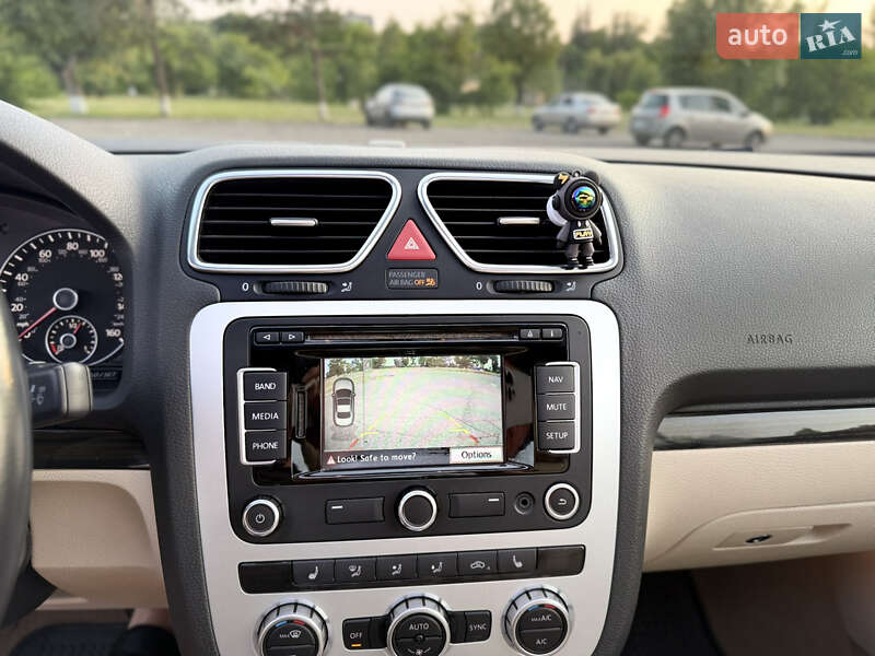 Кабриолет Volkswagen Eos 2013 в Одессе