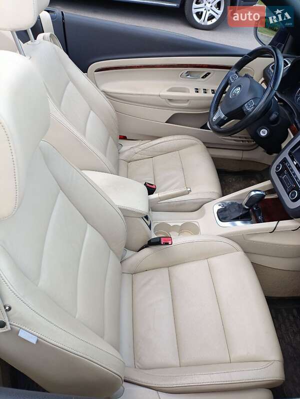 Кабріолет Volkswagen Eos 2011 в Києві