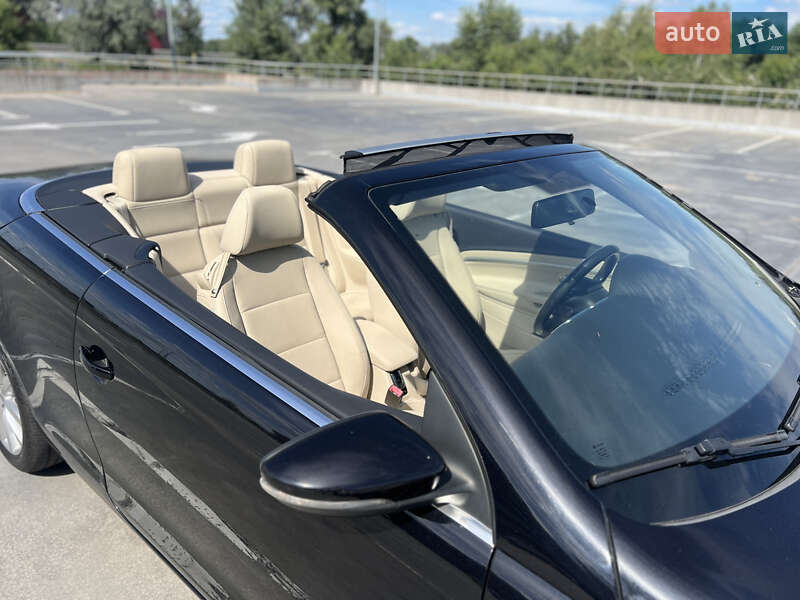 Кабриолет Volkswagen Eos 2013 в Киеве