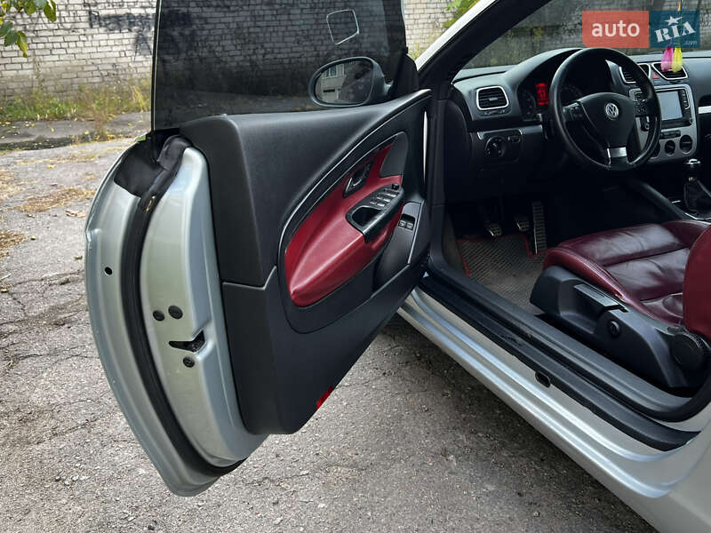 Кабриолет Volkswagen Eos 2006 в Кременчуге