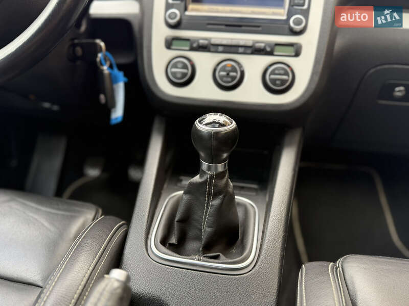 Кабріолет Volkswagen Eos 2009 в Чернівцях