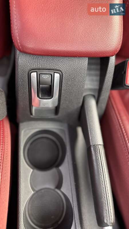 Кабриолет Volkswagen Eos 2007 в Луцке фото 28 Кабриолет Volkswagen Eos 2007 в Луцке