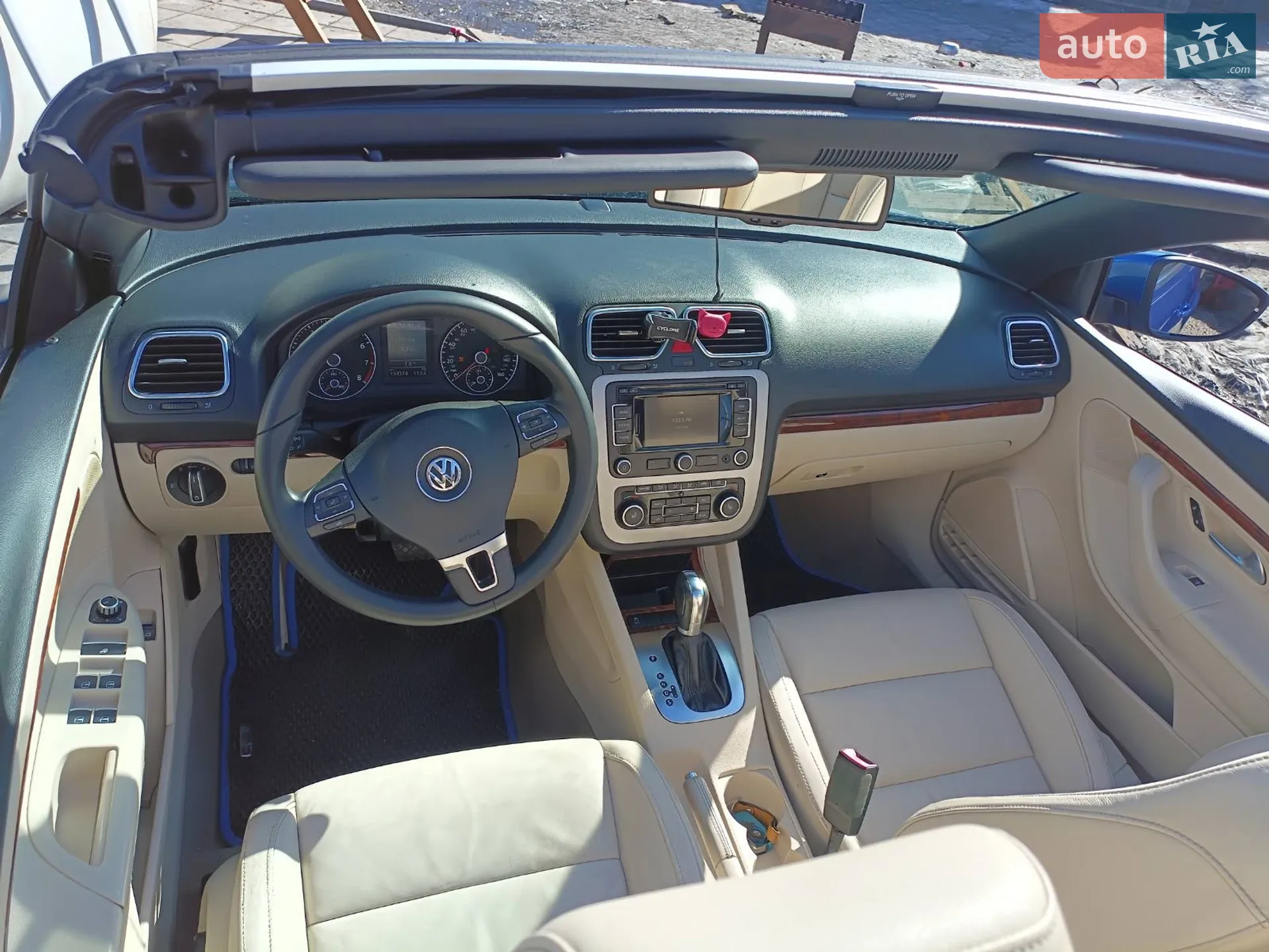 2011 Volkswagen Eos - мініатюра 9