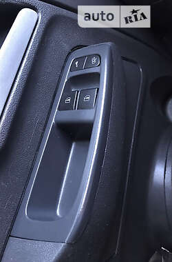 Хэтчбек Volkswagen Fox 2010 в 