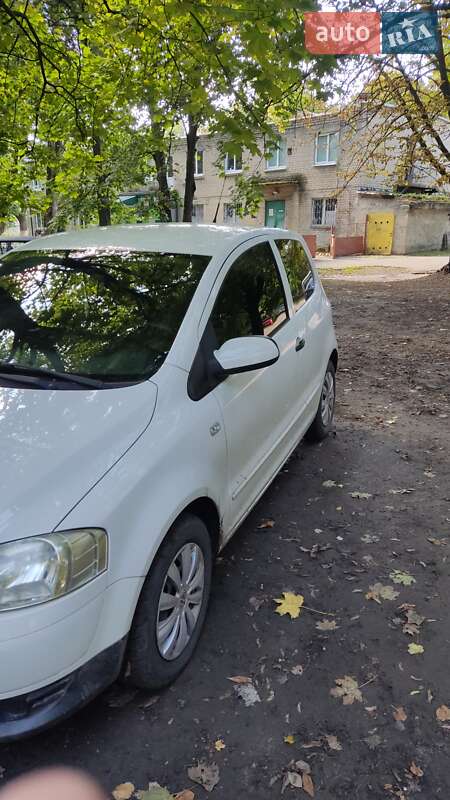 Хэтчбек Volkswagen Fox 2009 в Лозовой