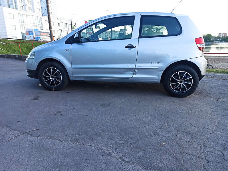 Хетчбек Volkswagen Fox 2008 в Хмельницькому фото 4 Хетчбек Volkswagen Fox 2008 в Хмельницькому