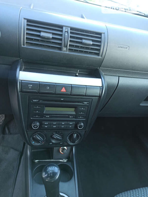 Хетчбек Volkswagen Fox 2008 в Хмельницькому фото 12 Хетчбек Volkswagen Fox 2008 в Хмельницькому