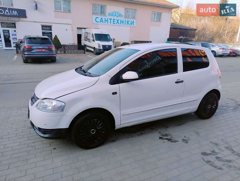 Хетчбек Volkswagen Fox 2010 в Луцьку