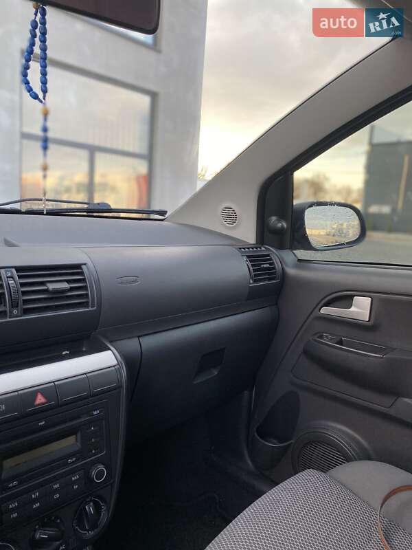 Хетчбек Volkswagen Fox 2008 в Луцьку