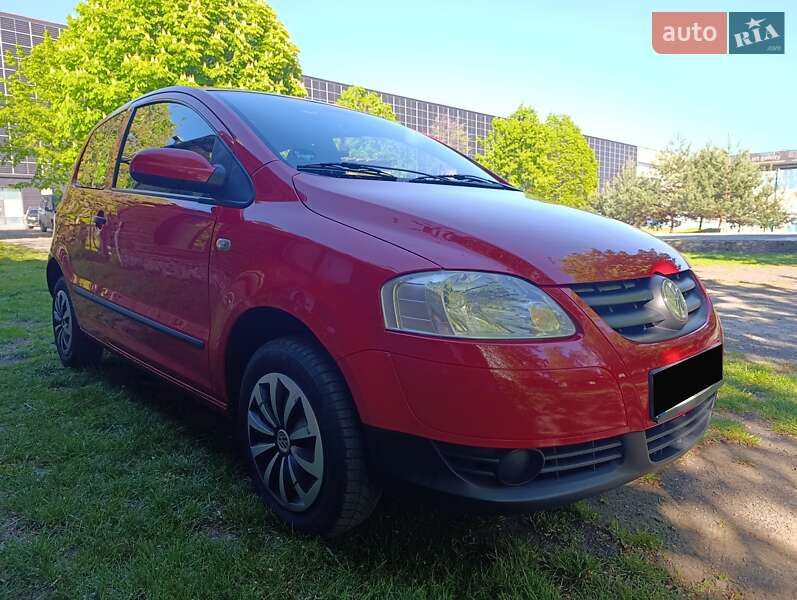 Хэтчбек Volkswagen Fox 2006 в 