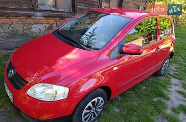 Хэтчбек Volkswagen Fox 2006 в 